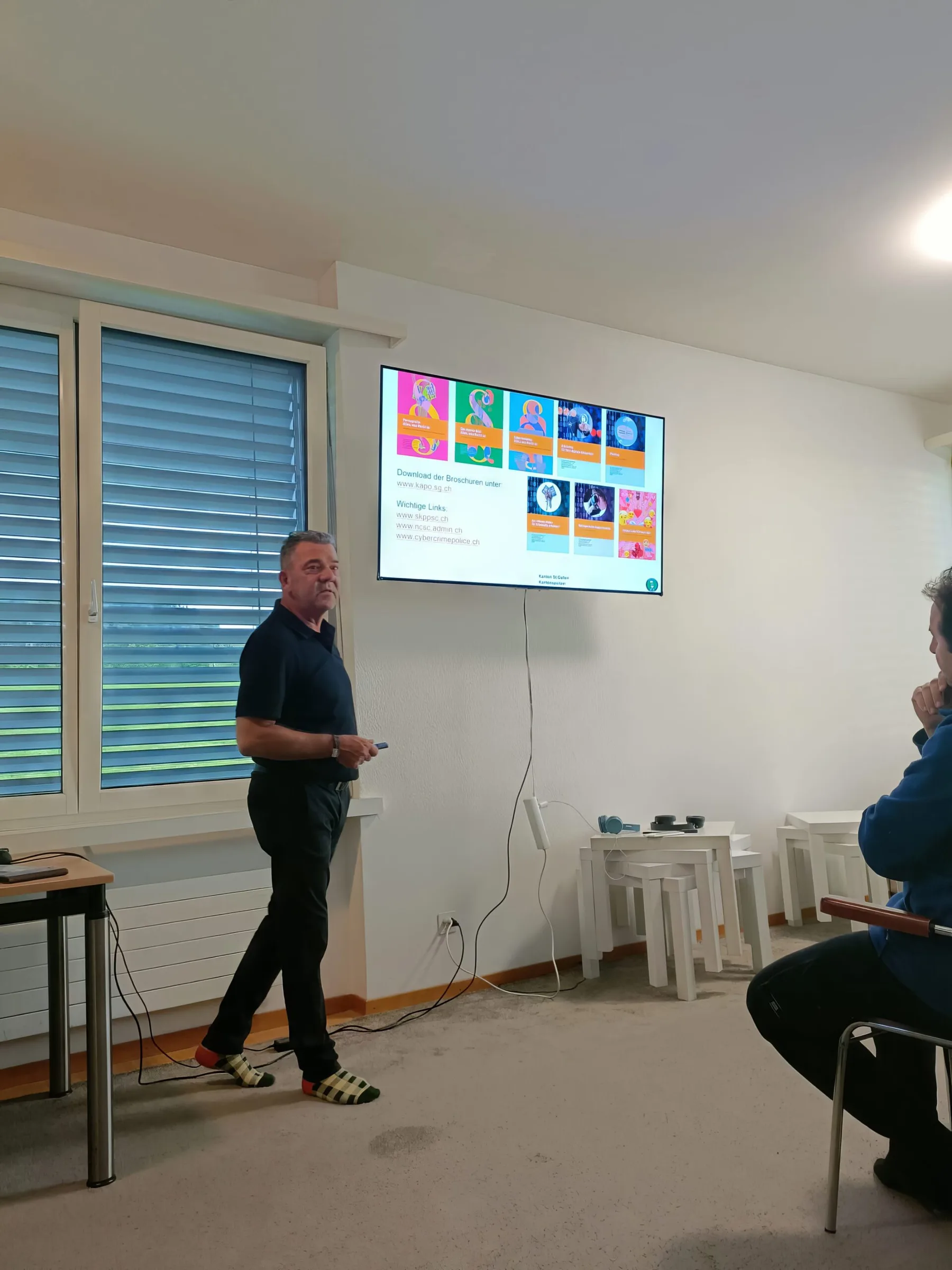 Seminar über Cybersicherheit von Urs Bücheler bei Säntis Bildungs